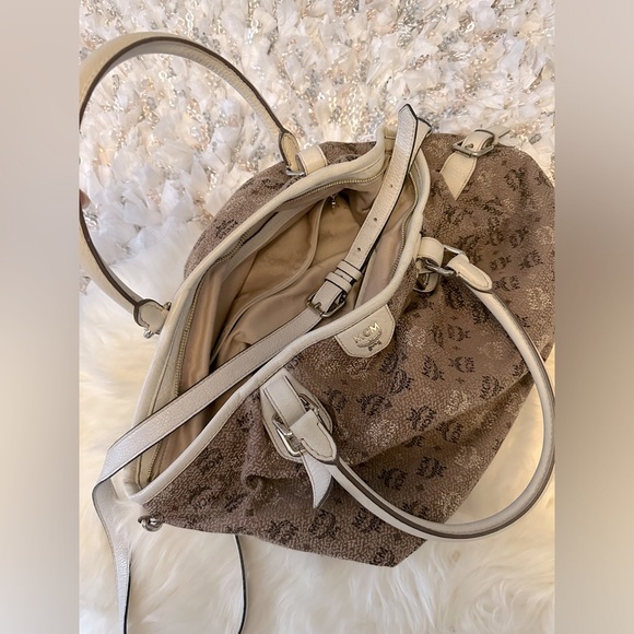 🔥Vintage MCM Brown Canvas Crossbody - Picture 10 of 16